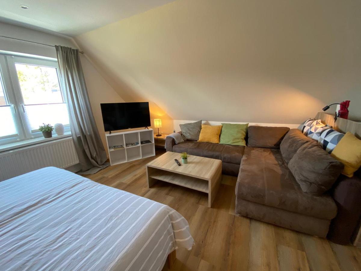 Ferienwohnung Ausguck Йевер Екстериор снимка